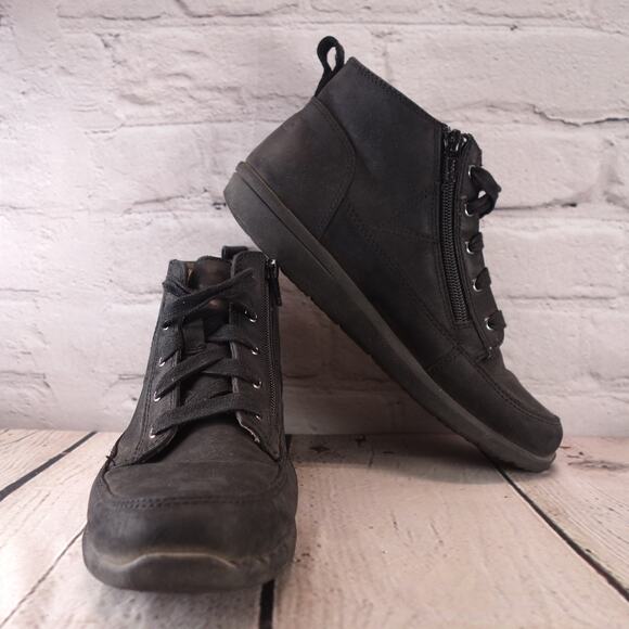 Vionic Women's Size 6 Water Resistant Bootie Comfort Zip Side Boot #242 - Picture 4 of 12